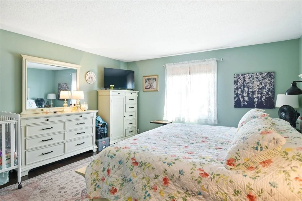 Photo of Unit 33 at 200 Lambert Ter