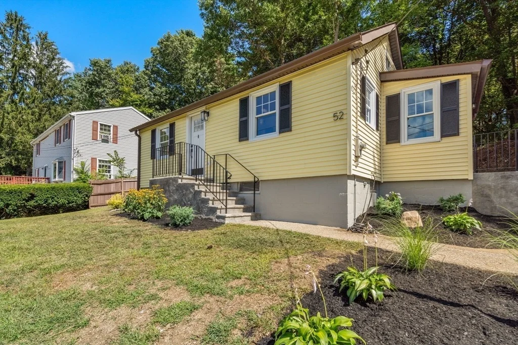 Photo of 52 Harrison Ave