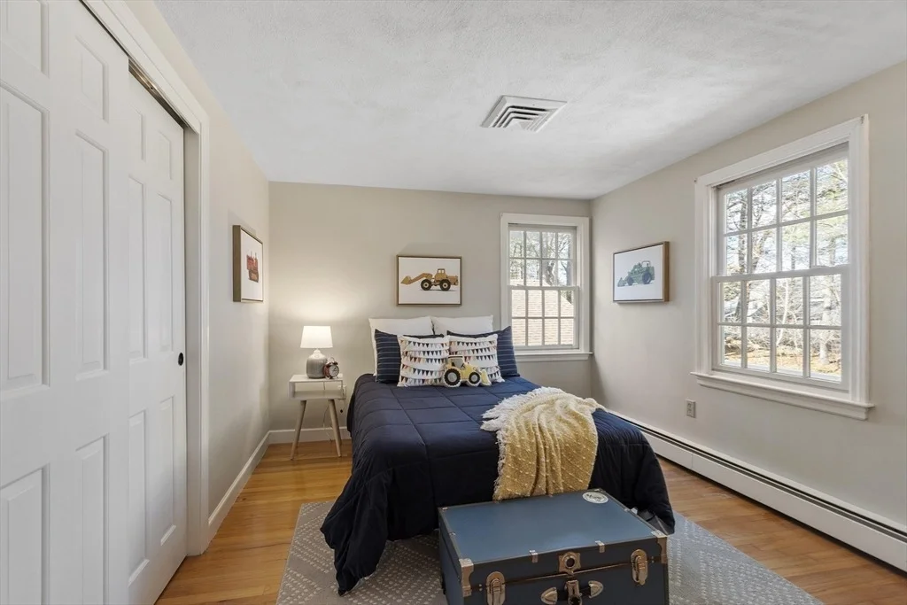 Photo of 1 Carlton Dr