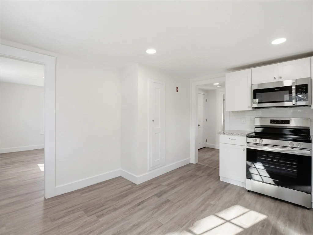 Photo of 51 Sandy Pond Rd