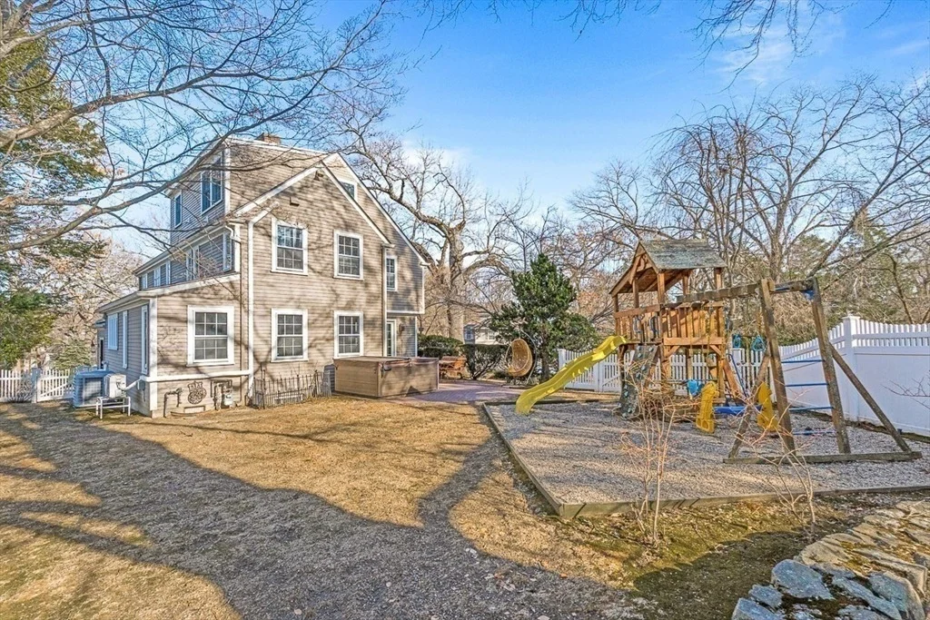 Photo of 7 Rangeley Road
