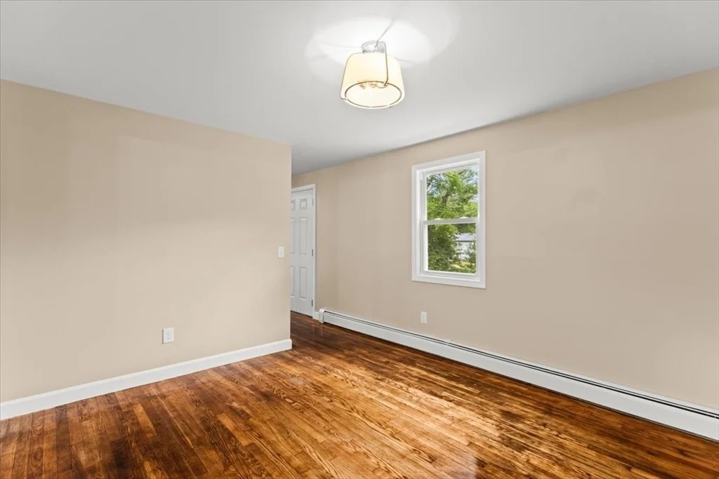 Photo of 4 Simmons St