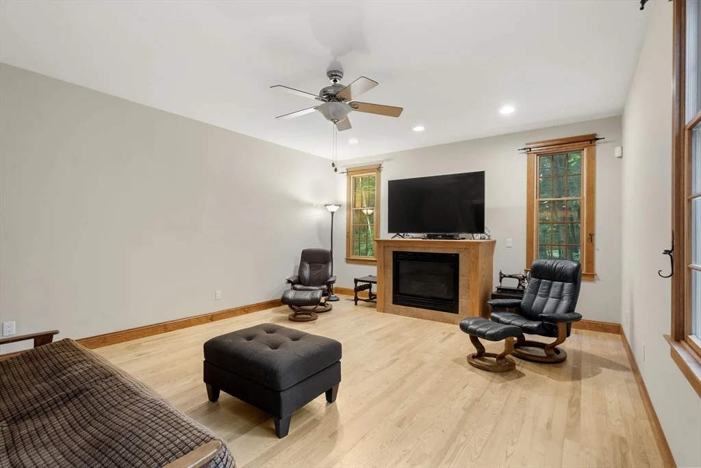 Photo of 44 Carillon Cir