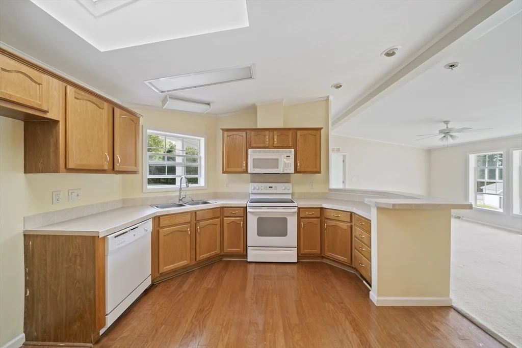 Photo of 406 Simmons Rd
