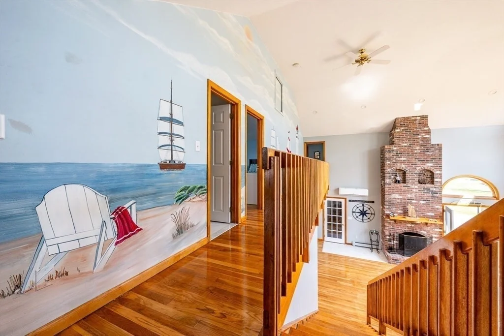 Photo of 33 Island View Rd
