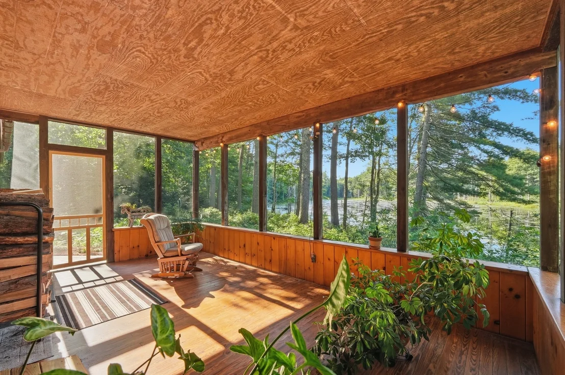 Photo of 488 White Rd