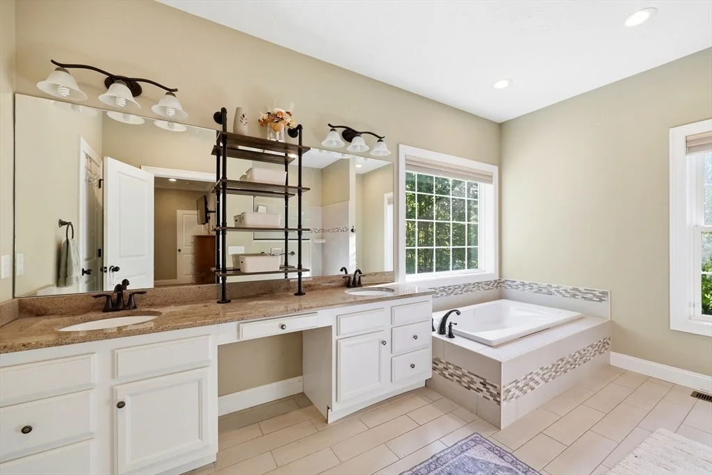 Photo of 34 Bissonnette Cir
