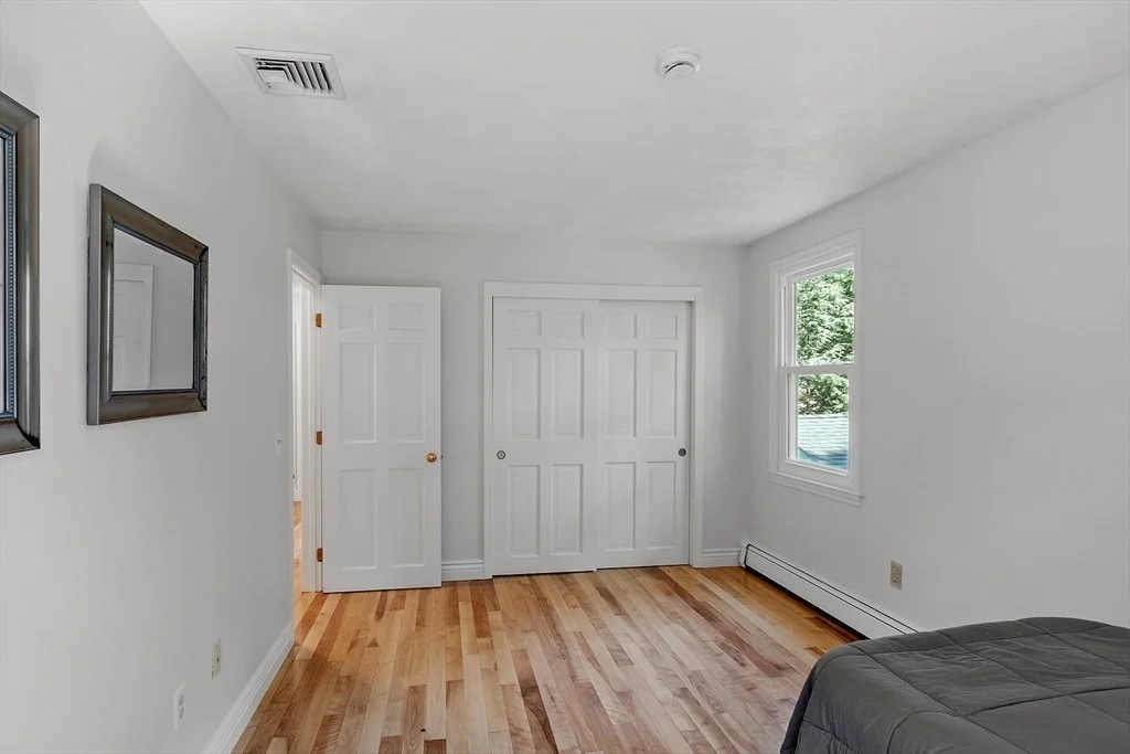 Photo of 6 Candida Ln