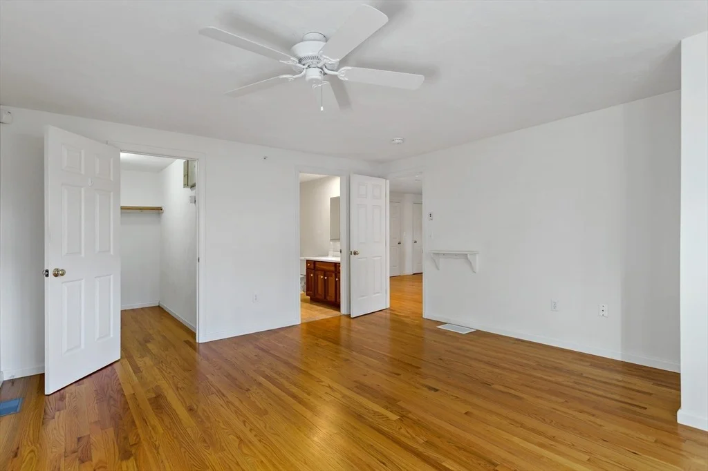 Photo of Unit 19 at 19 Executive Dr