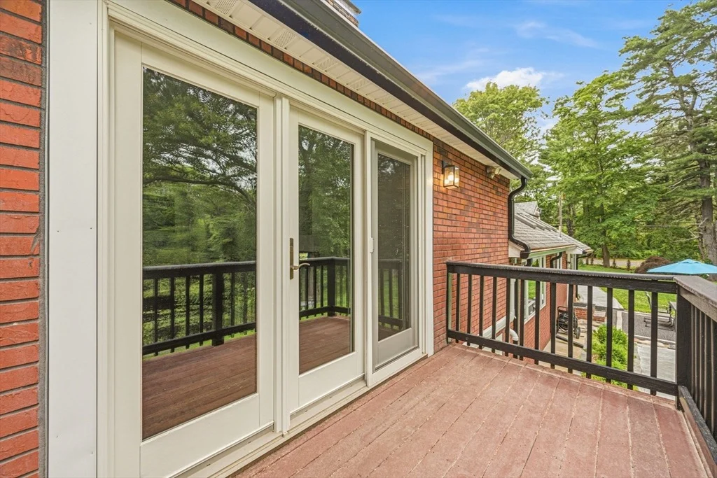 Photo of 105 Georgetown Rd