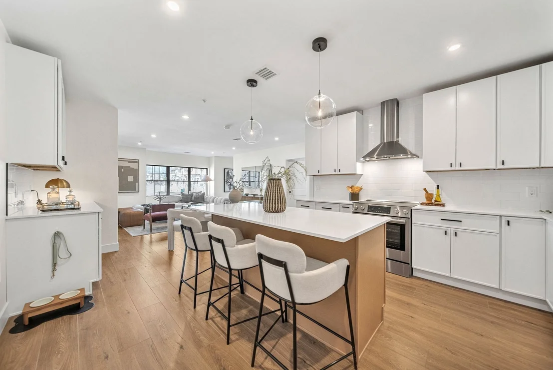 Photo of Unit 109 at 20 Audubon Way
