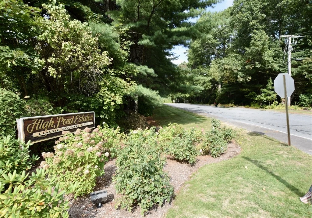 Photo of 2 Edgewood Circle
