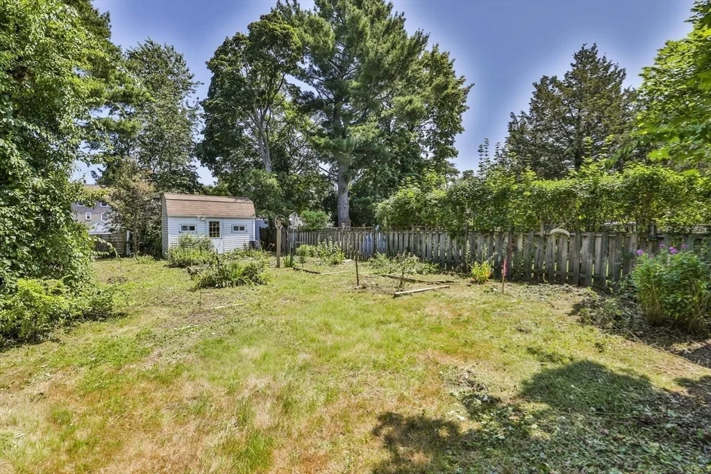 Photo of 82 Dyer Ave