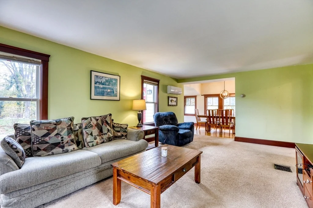 Photo of 31 Summit Avenue