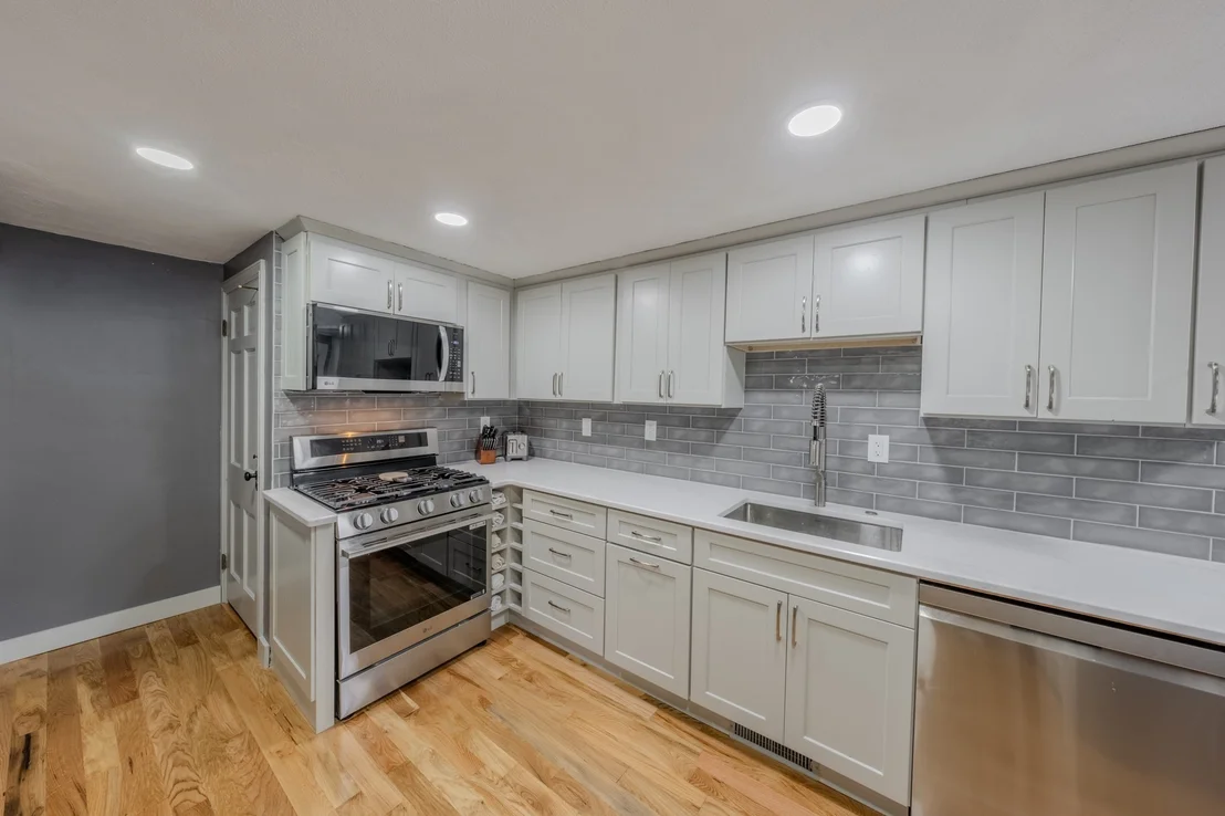 Photo of 55 Burrell St