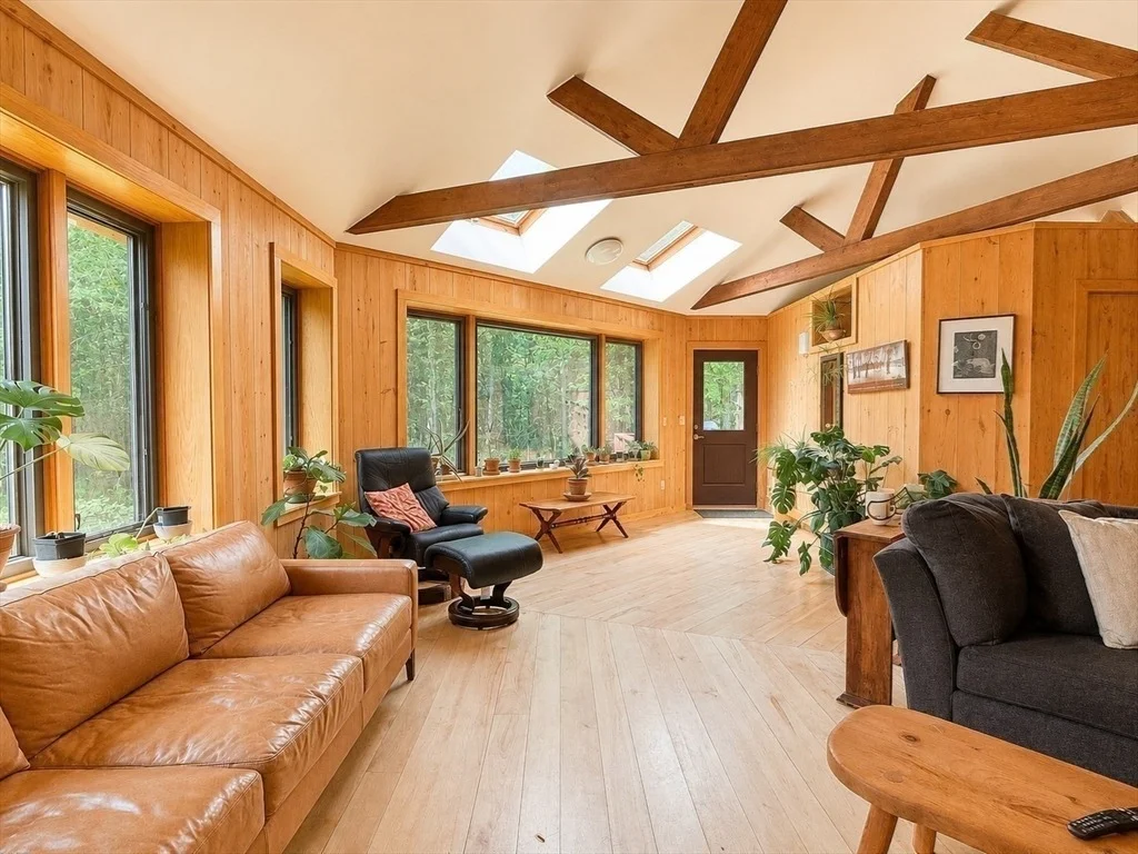Photo of 90 Patterson Rd