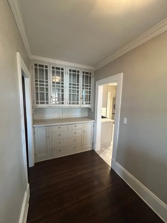 Photo of 122 Bellevue Ave