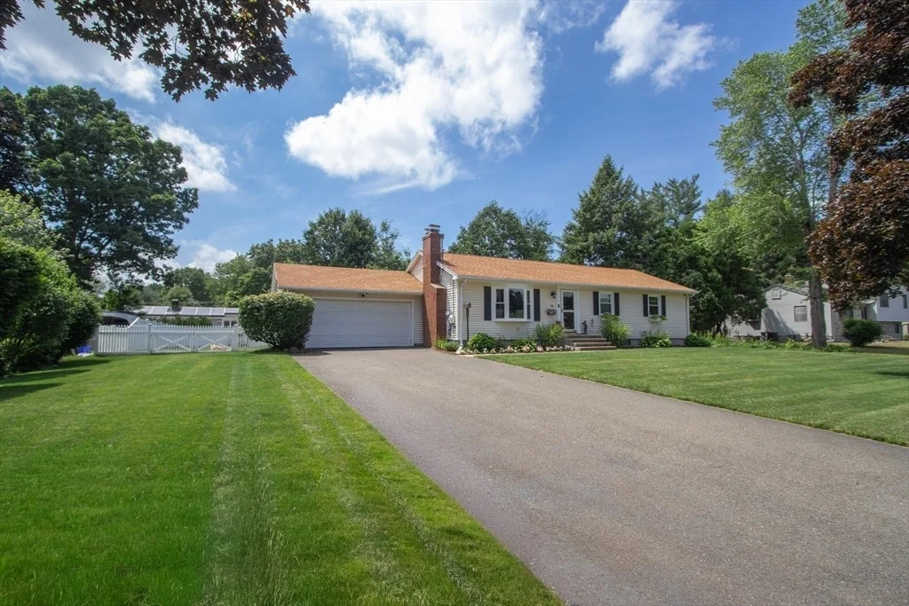 Photo of 88 Meadowlark Dr.
