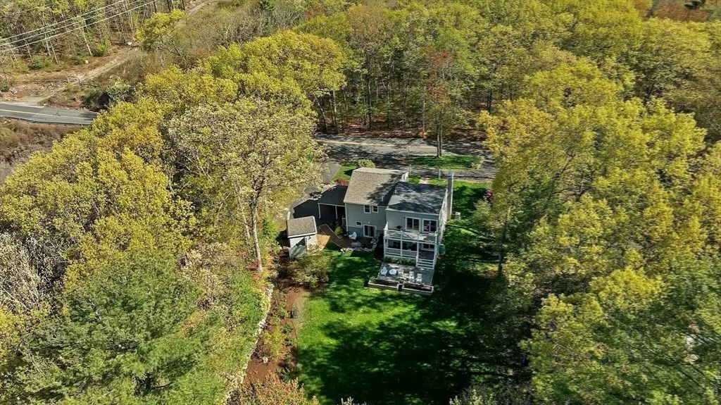 Photo of 604 Dover Rd
