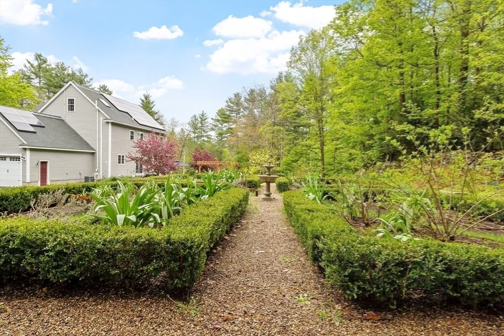 Photo of 82 Lawrence Street