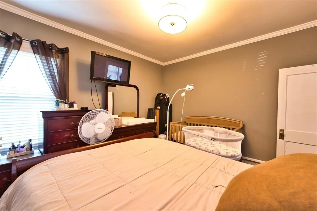 Photo of 627 King St