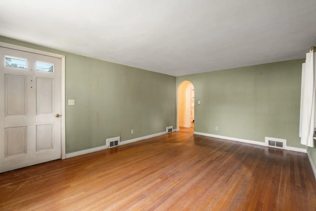 Photo of 69 Mohawk Dr