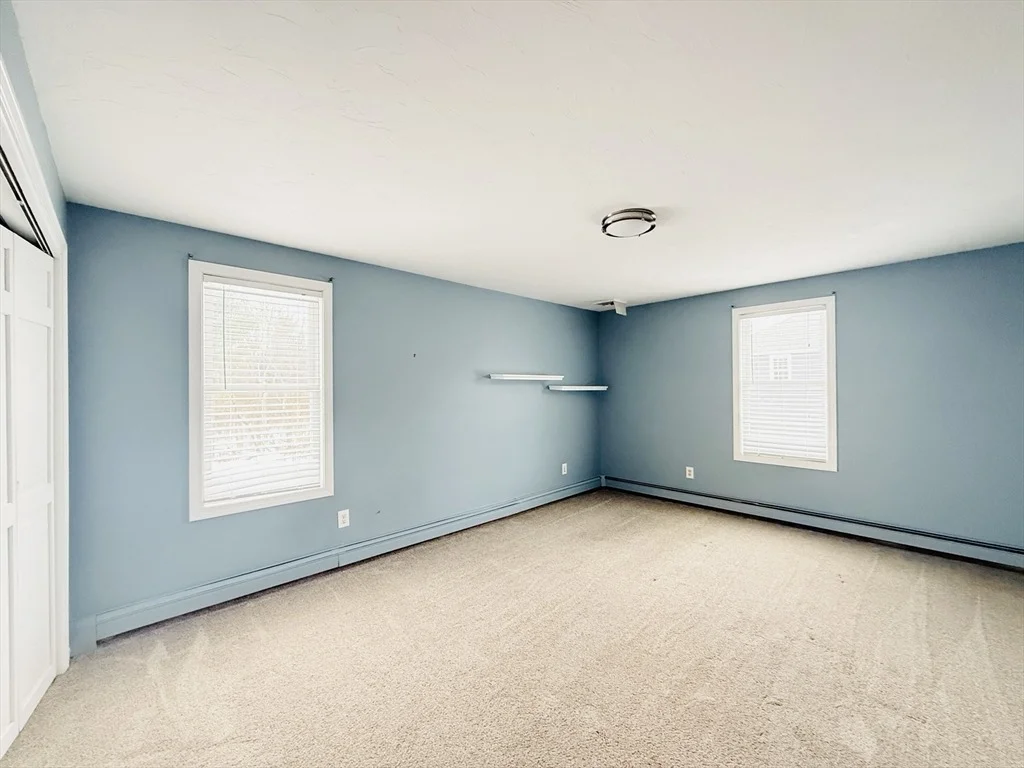 Photo of 19 Fredric Lane