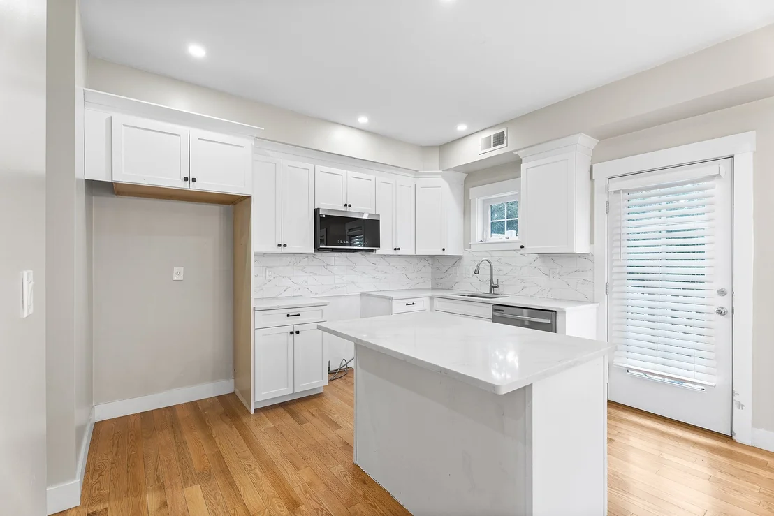Photo of 30 Valmor St