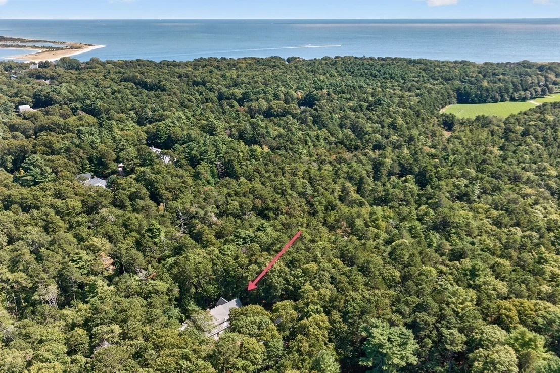 Photo of 110 Waquoit Rd East