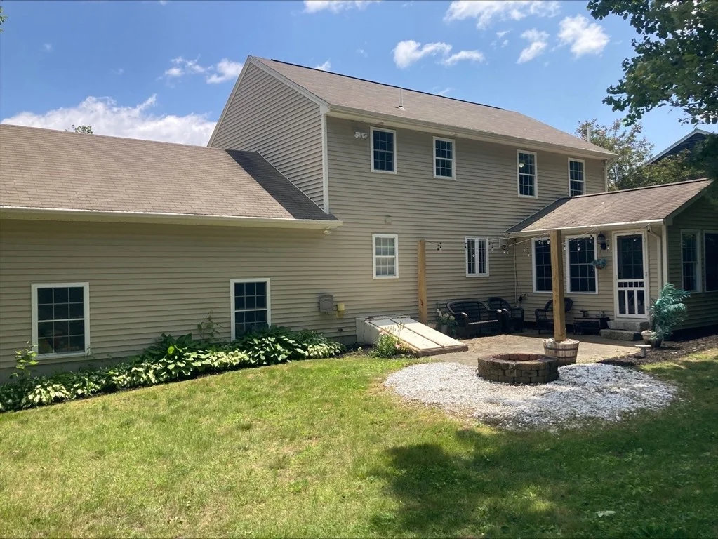Photo of 337 Mason Rd Ext