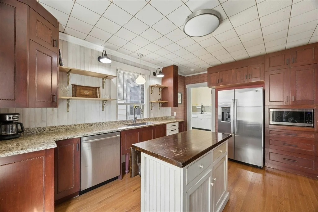 Photo of 216 Walnut Street