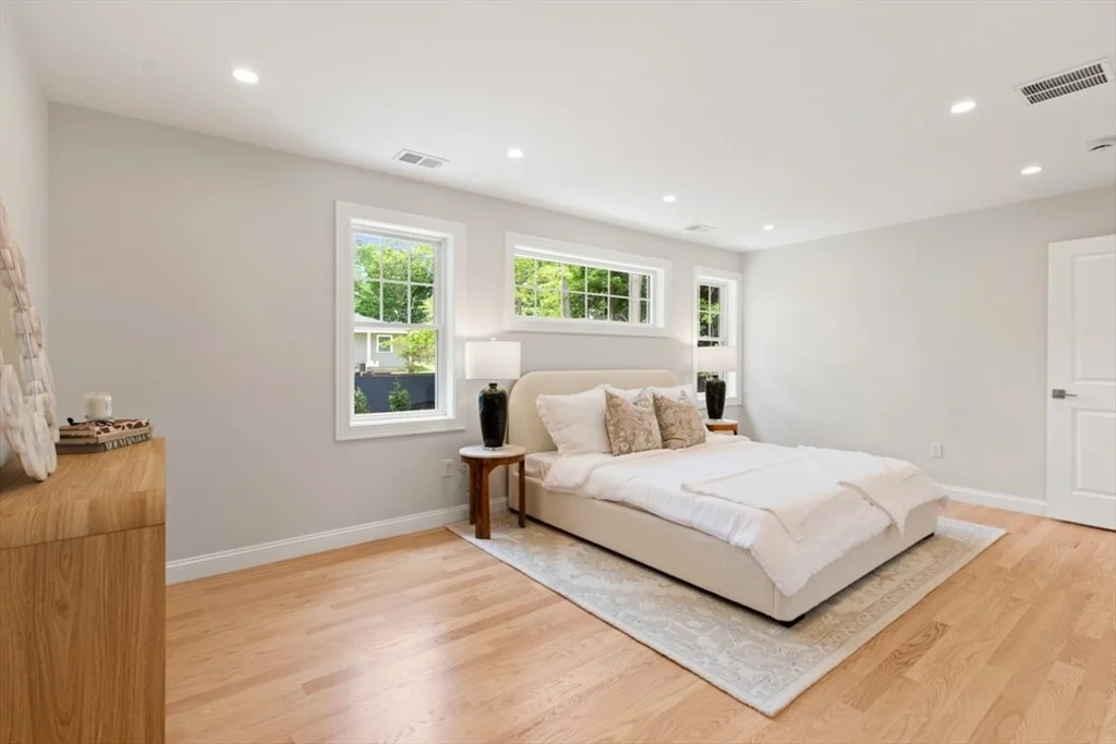 Photo of 6 Longbow Rd