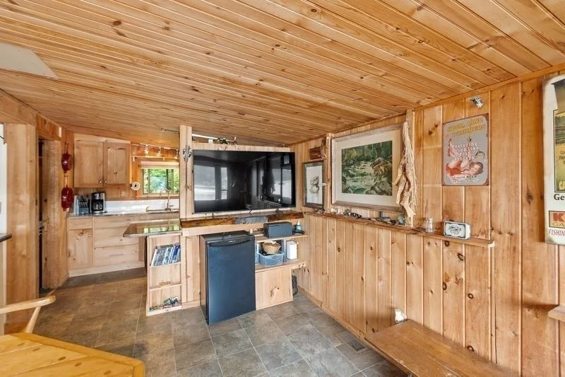 Photo of 79 Kendall Pond South