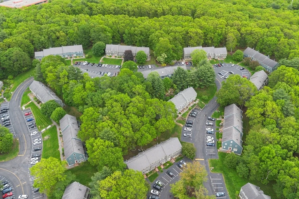 Photo of Unit 1 at 16 Deer Path