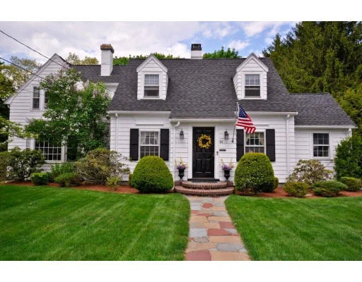 Photo of 84 Elmwood Rd