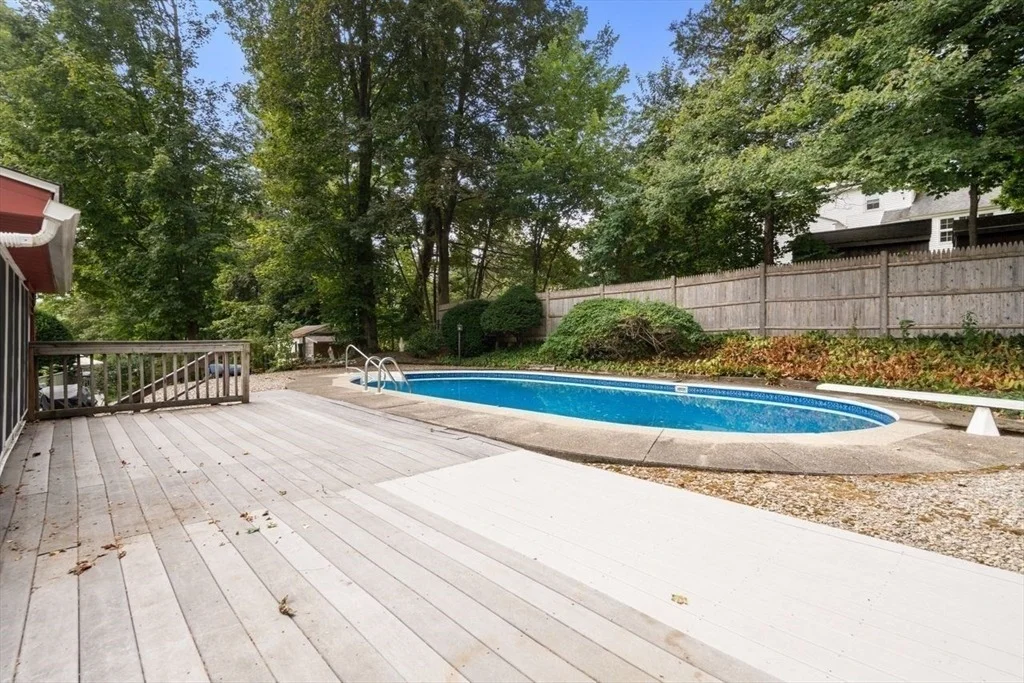 Photo of 51 Wildrose Ave