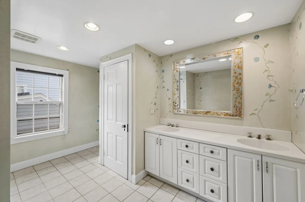 Photo of 26 Pickwick Rd