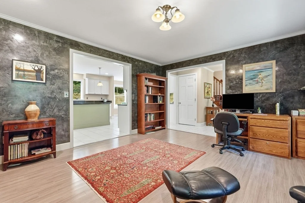 Photo of 46 Laurel Hill Rd