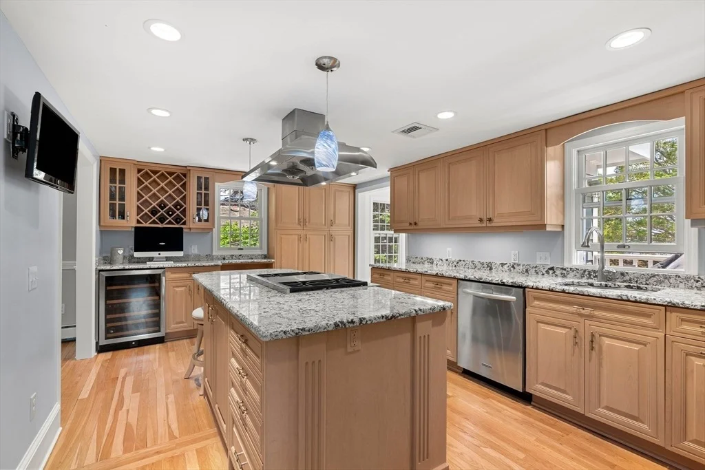 Photo of 7 Fort Beach Way
