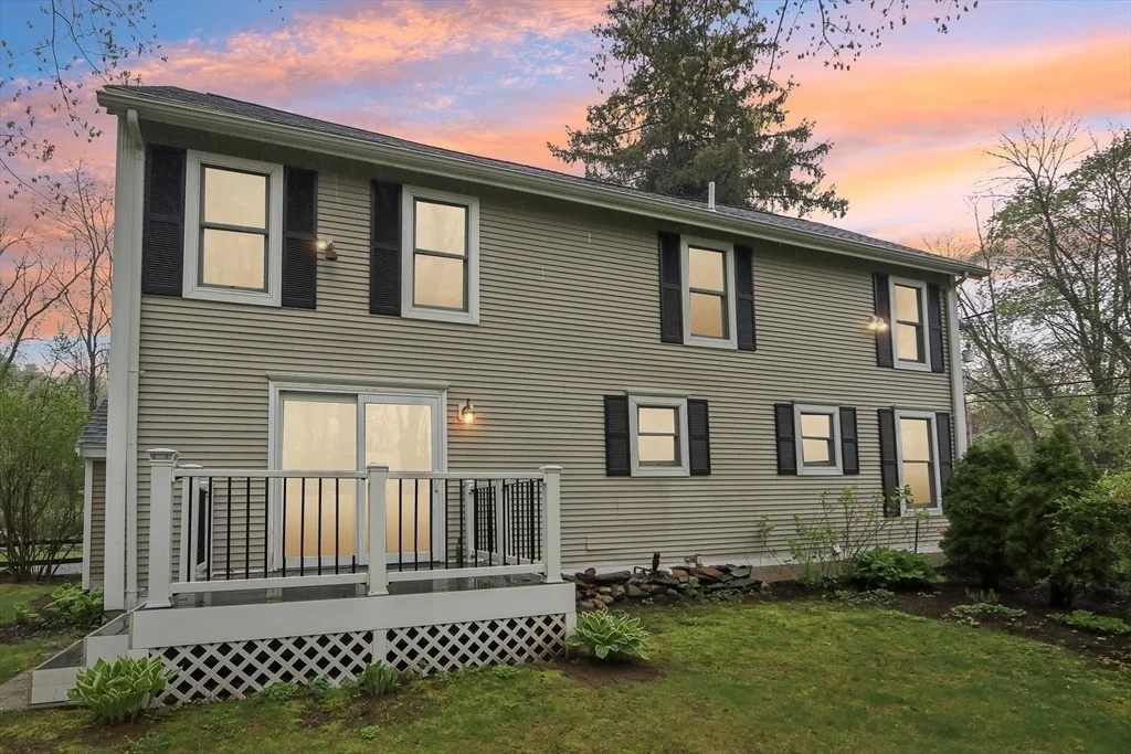 Photo of 118 River Rd