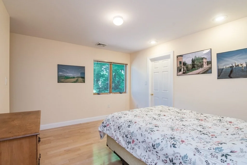 Photo of 62 Fairview Ave