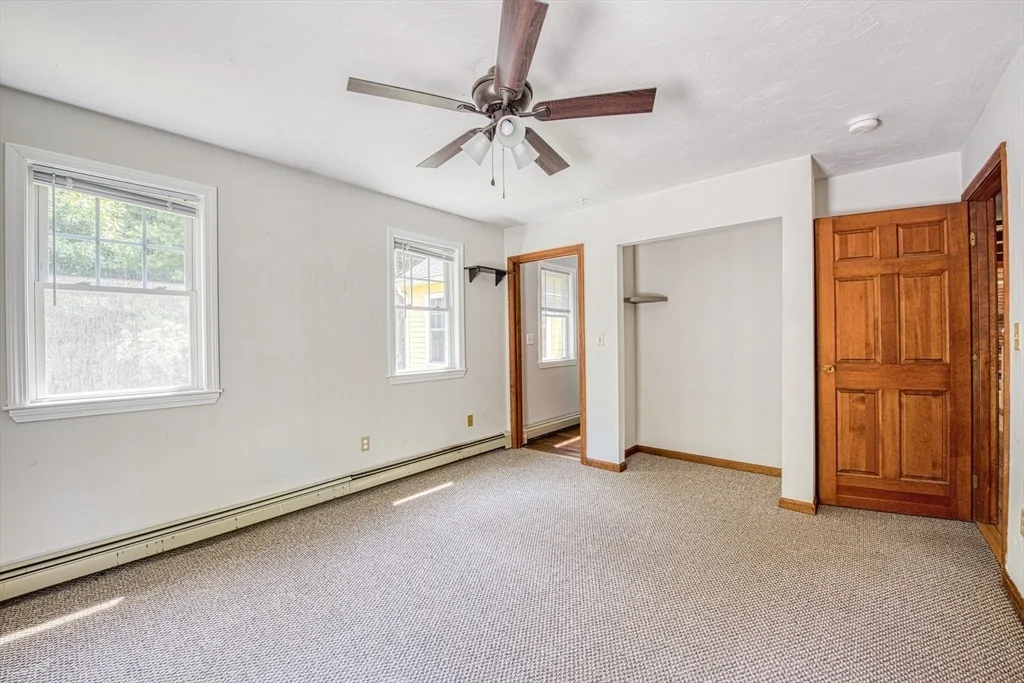 Photo of 6 Daniel Dr