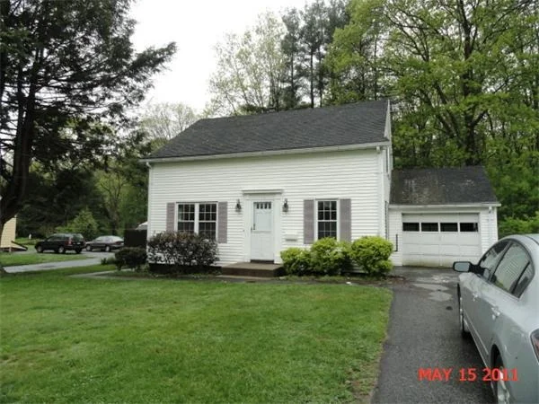Photo of 15 Charlton Rd