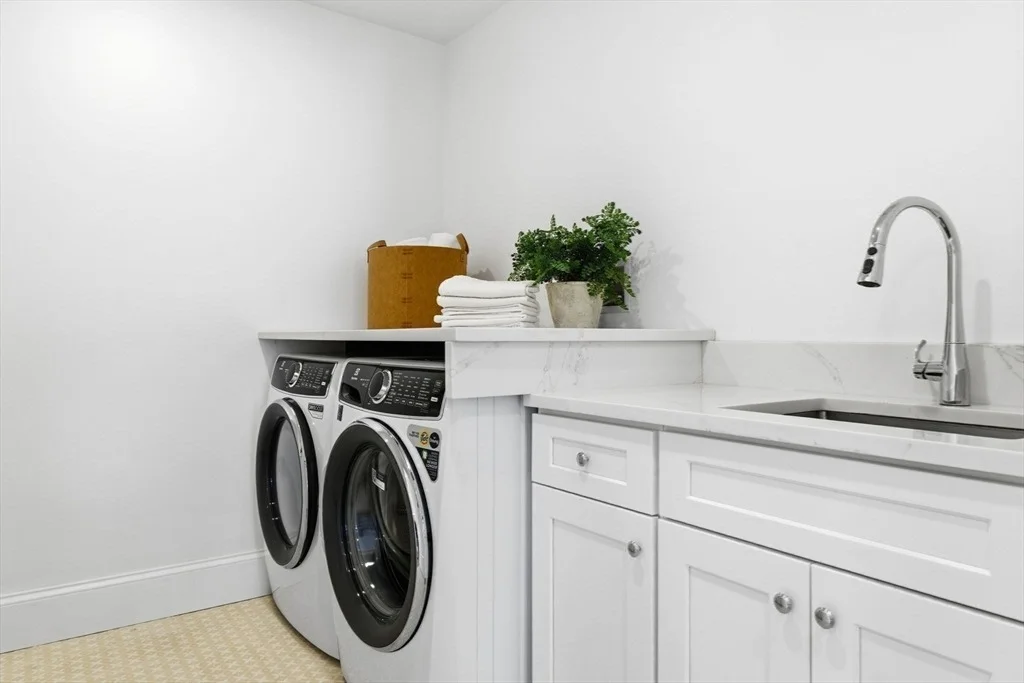 Photo of 40 Foxcroft Rd