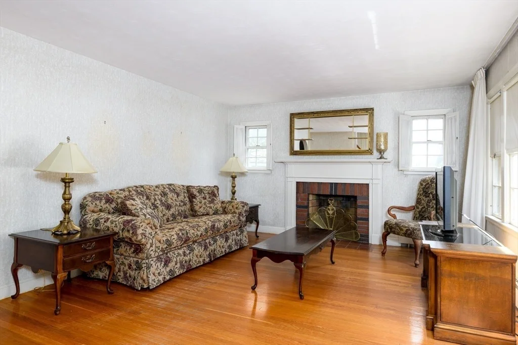 Photo of 44 Zenith Drive