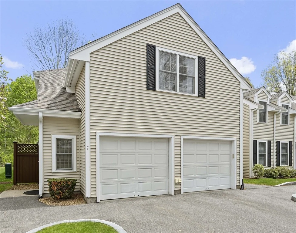 Photo of Unit 7 at 7 Evergreen Circle