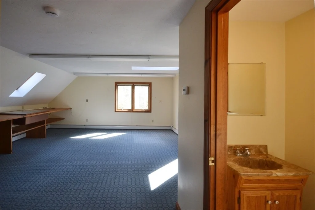Photo of 399 Central Tpke