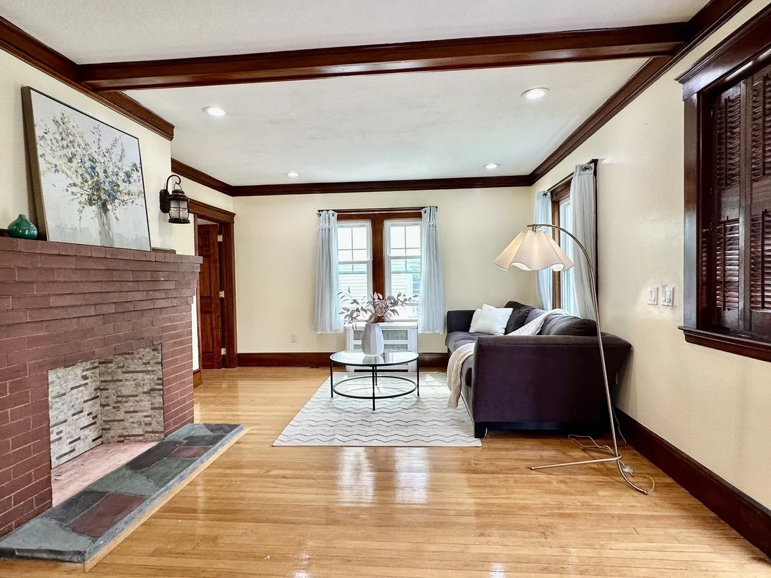 Photo of 91 Davis St