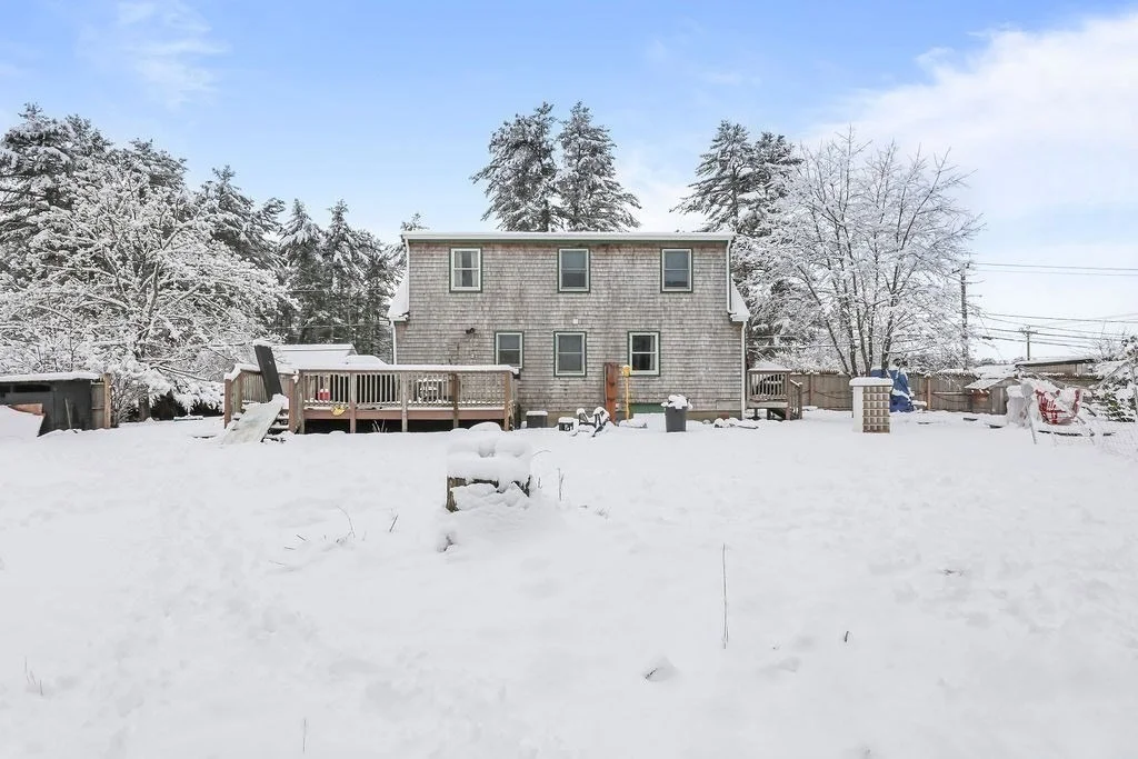 Photo of 4 White Pine Ave