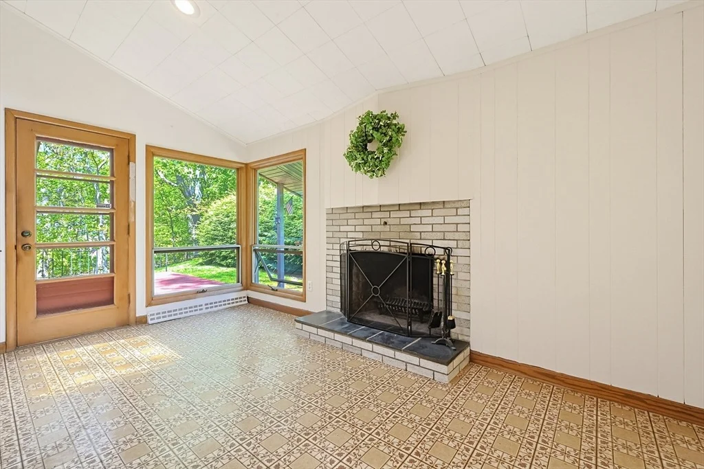 Photo of 21 Daggett Road